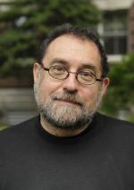 Headshot of Steven Zipperstein